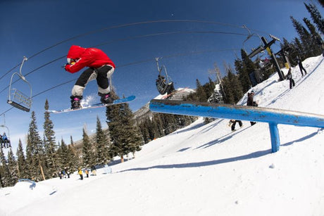 Women's Gloss C Snowboard 2025