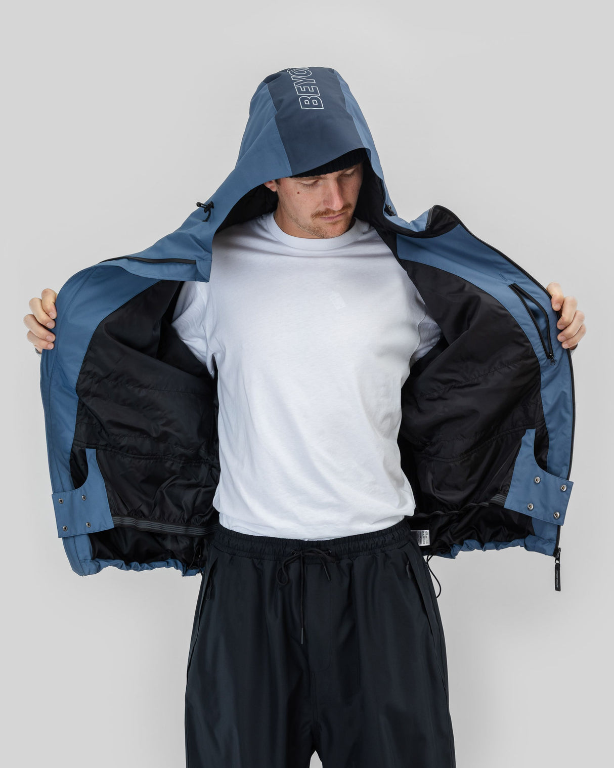 Nostalgia Snowboard Jacket 2L 2026