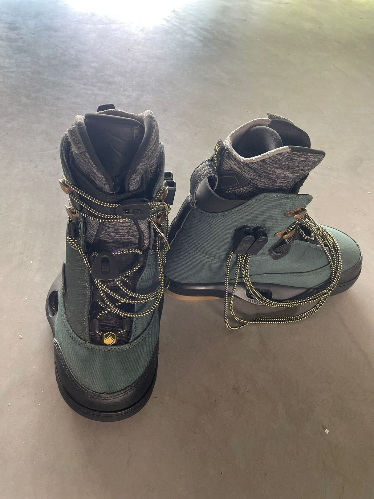 Liquid Force Peak 4D - 2nd Hand Wakeboard Bindings