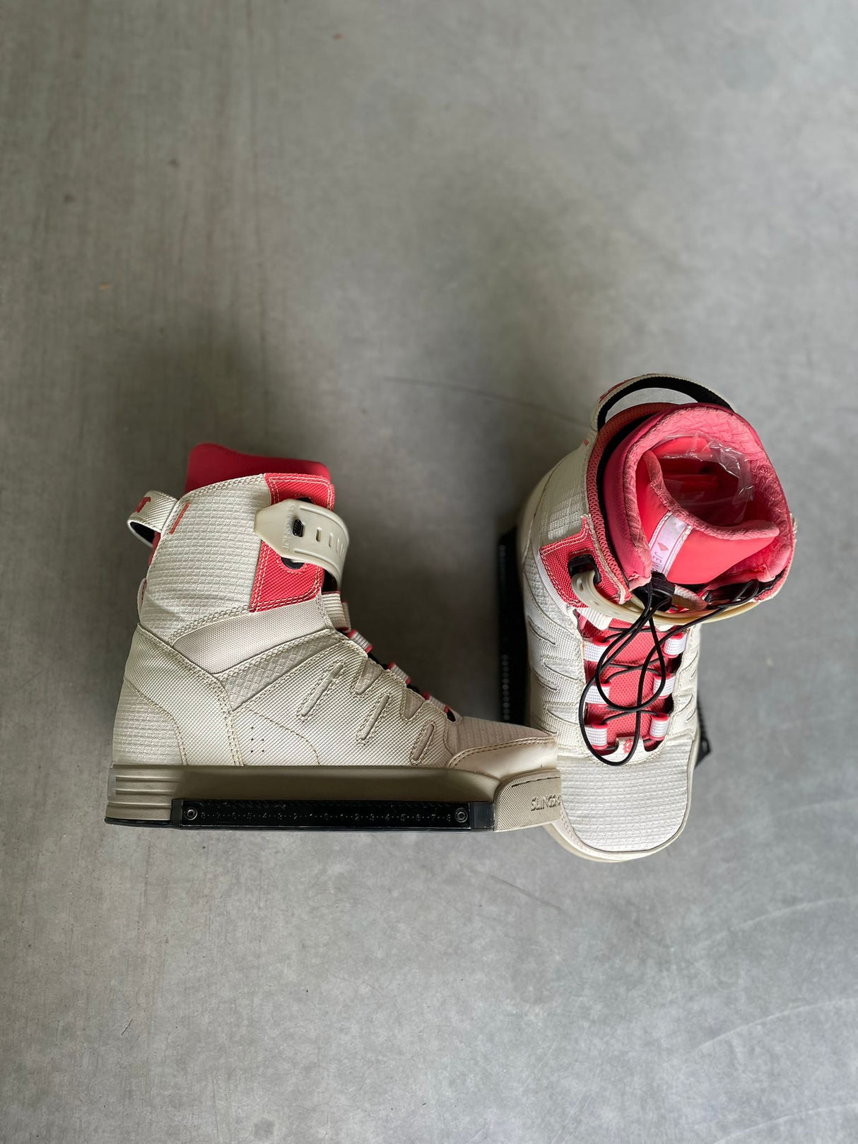 Jewel Slingshot - 2nd Hand Wakeboard Bindings