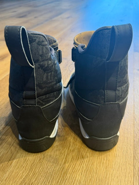 2nd Hand Gooey Wakeboard System Boot