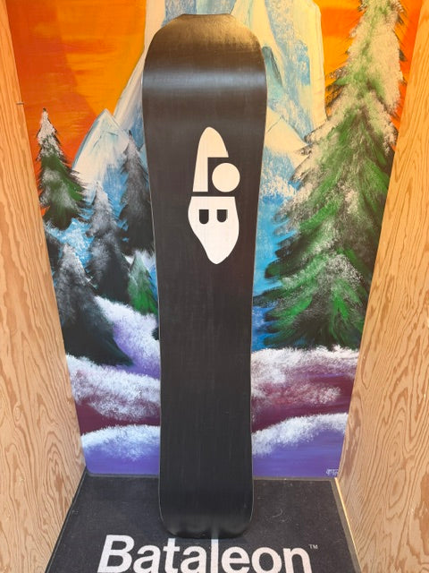 2nd Hand Golden Orca 2026 Snowboard