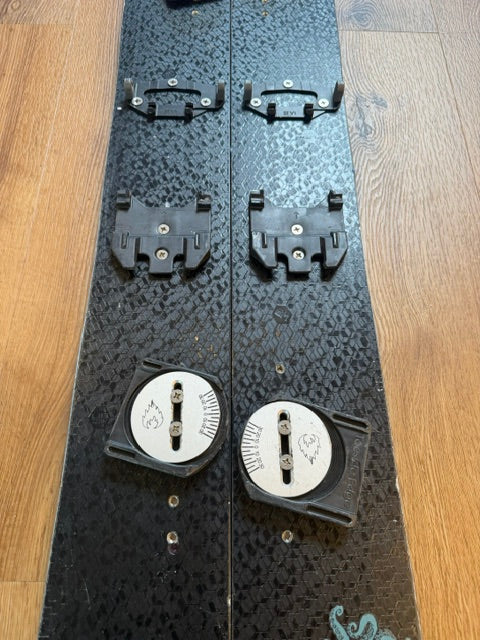 2nd Hand Split BRD Splitboard + Skins