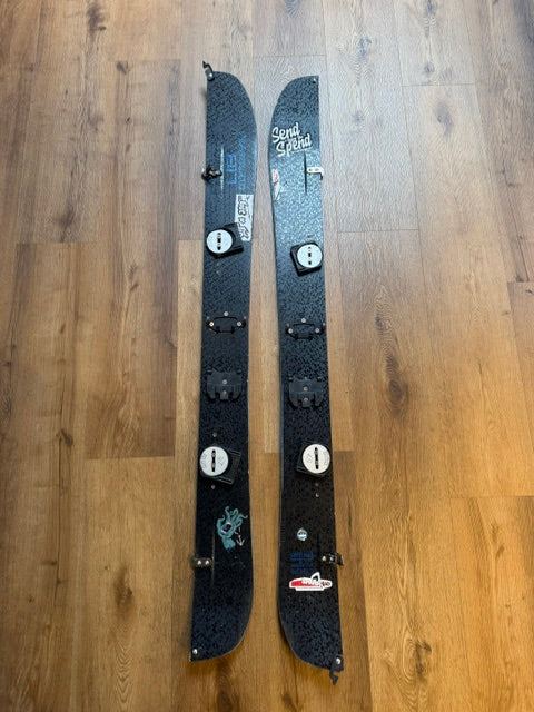 2nd Hand Split BRD Splitboard + Skins