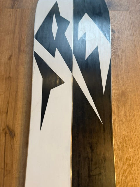 2nd Hand Solution Mens Splitboard + Jones Nomad Pro Skins