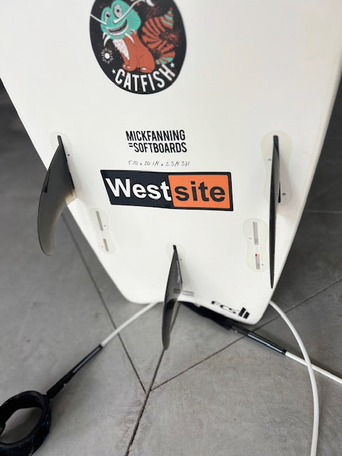 Cat Fish Soft Surfboard (2nd Hand) + FCS Leash