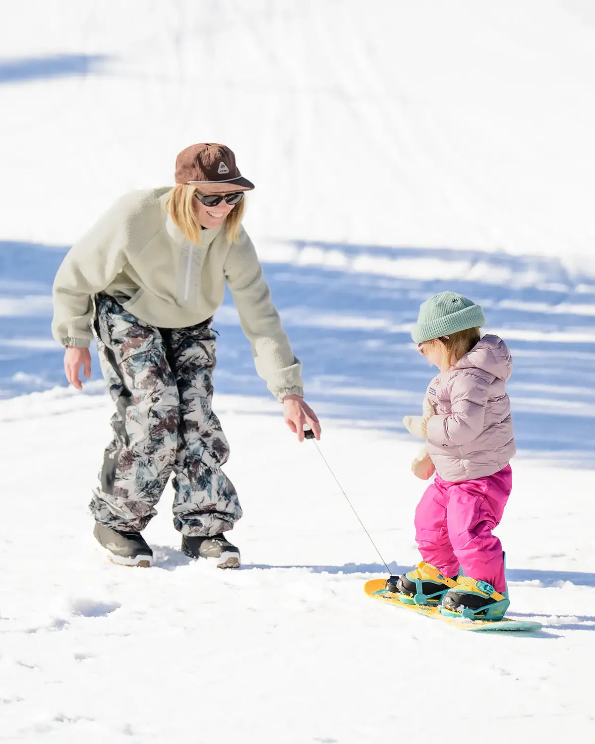 Kids Happy Mountain Snowboard Package