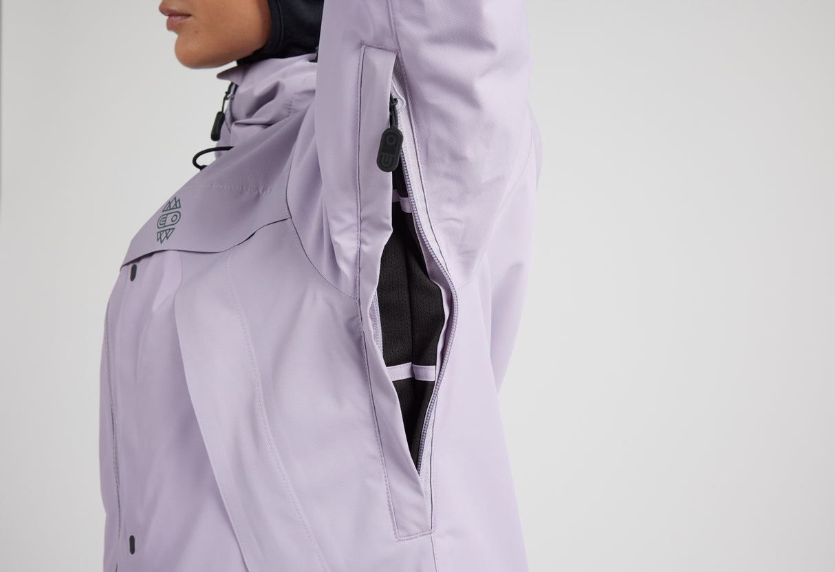 Women's Sassy Beast Snowboard Jacket 2026