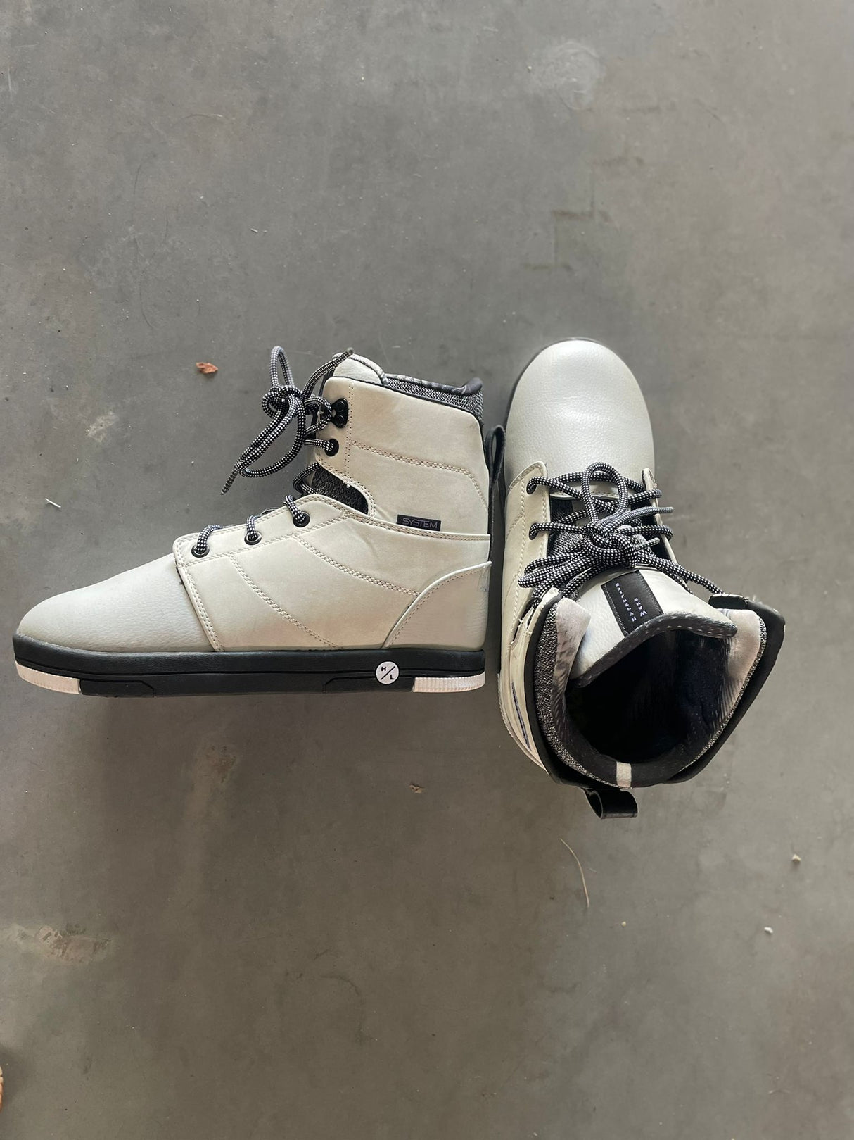 Hyperlite Distortion - 2nd Hand Wakeboard Boots