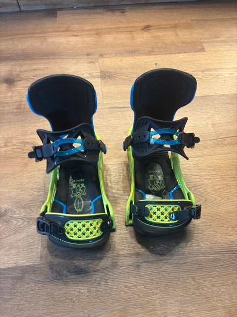 2nd Hand Axtion Snowboard Binding