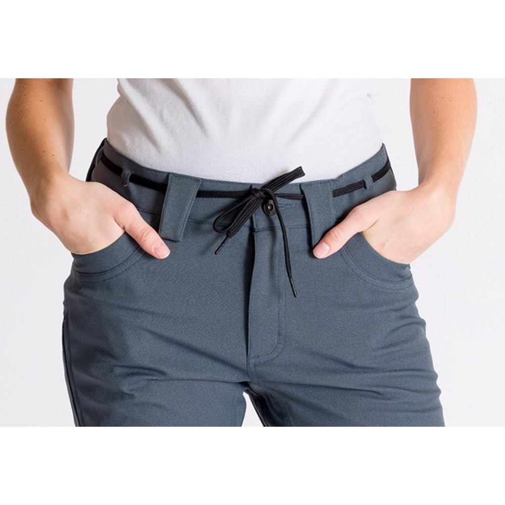 Women's Heartbreaker Twill Snowboard Pant