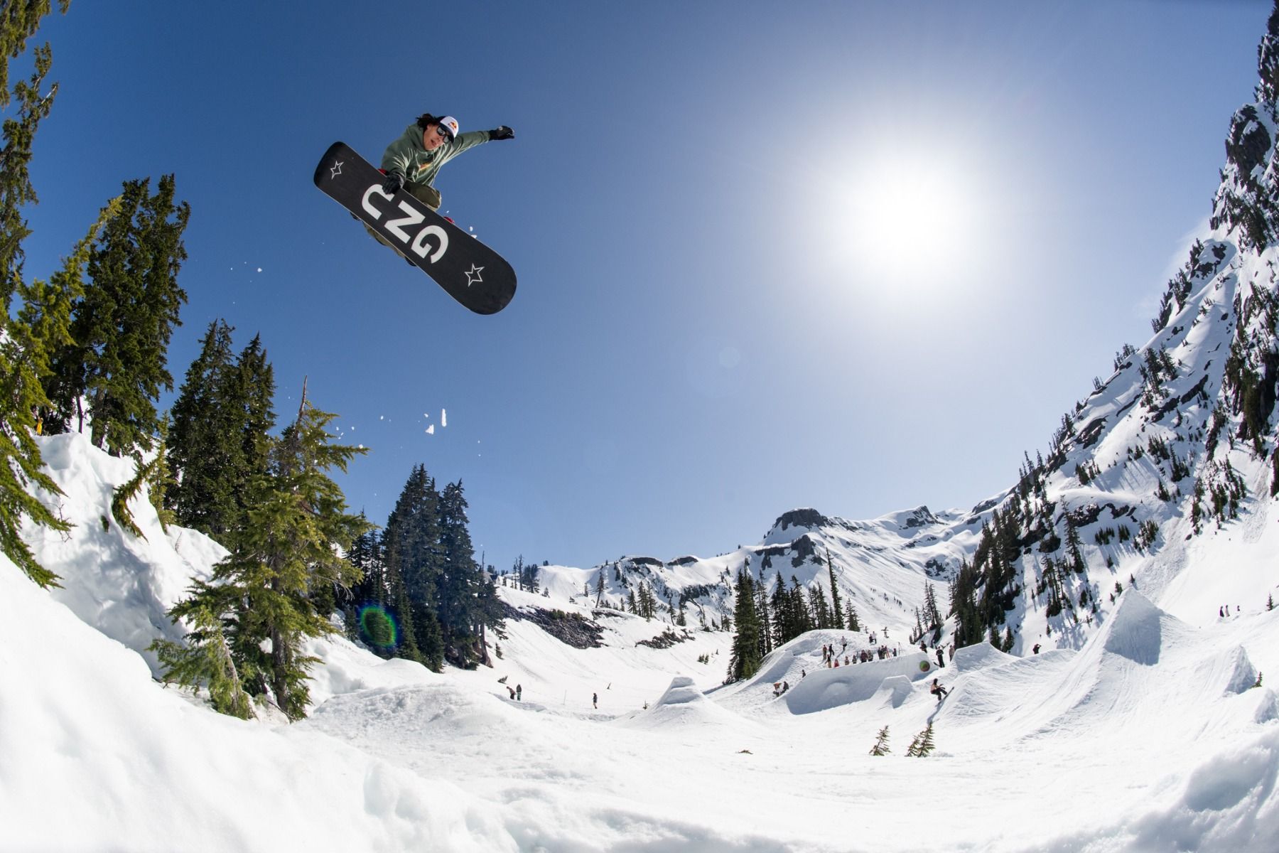 Banked Country Snowboard 2025 – West-Site Boardshop Gent Banked Country Snowboard 2025 – West-Site Boardshop Gent