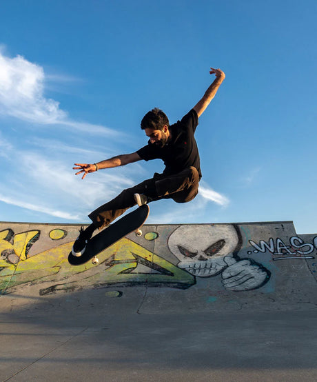8.125" BLACK Edition Skateboard Complete
