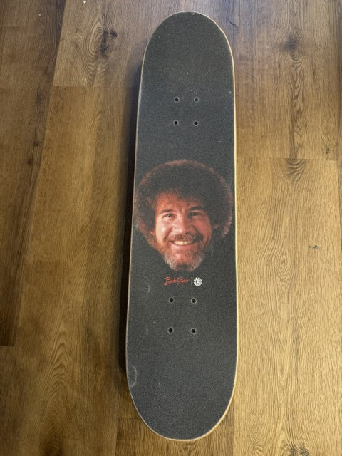 8.125" Blanco Custom Skateboard Complete