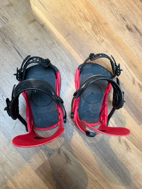 2nd Hand Strata Snowboard Binding
