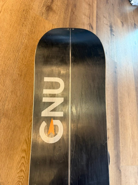 2nd Hand Banked Country Splitboard Set (Board + Bindingen + Skins)