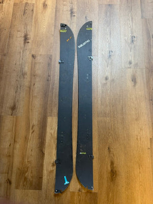 2nd Hand HPS Taka Splitboard + Skins