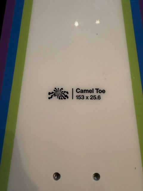 2nd Hand Camel Toe Snowboard