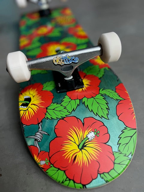 8.0" X 31.6" Screaming Hibiscus 7 Ply Birch Skateboard Custom Complete