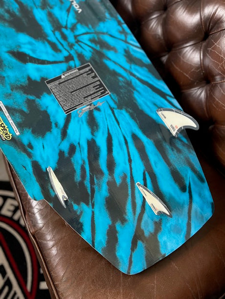 2nd Hand Ronix X Volcom Sea Captain Wakesurfer Set (incl Bungee Rope & fins)