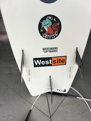 Cat Fish Soft Surfboard (2nd Hand) + FCS Leash