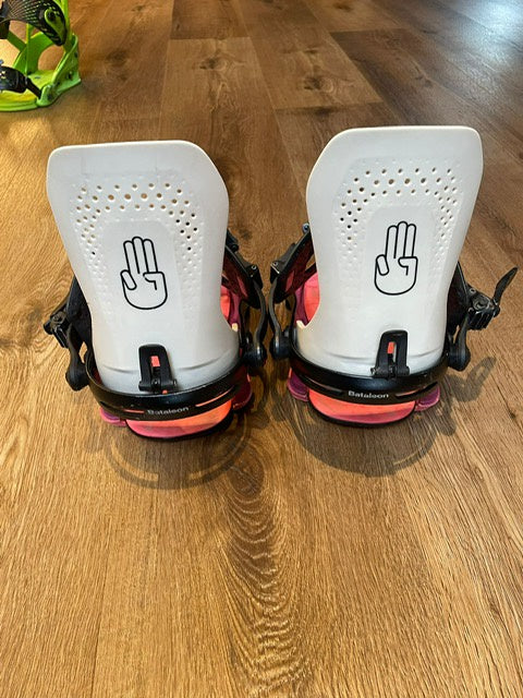 2nd Hand Womens Donna Asymwrap Snowboard Binding
