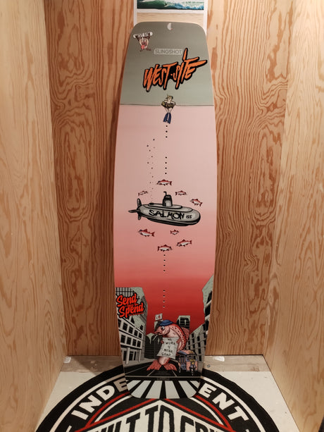 Slingshot Salmon - 2nd Hand Wakeboard