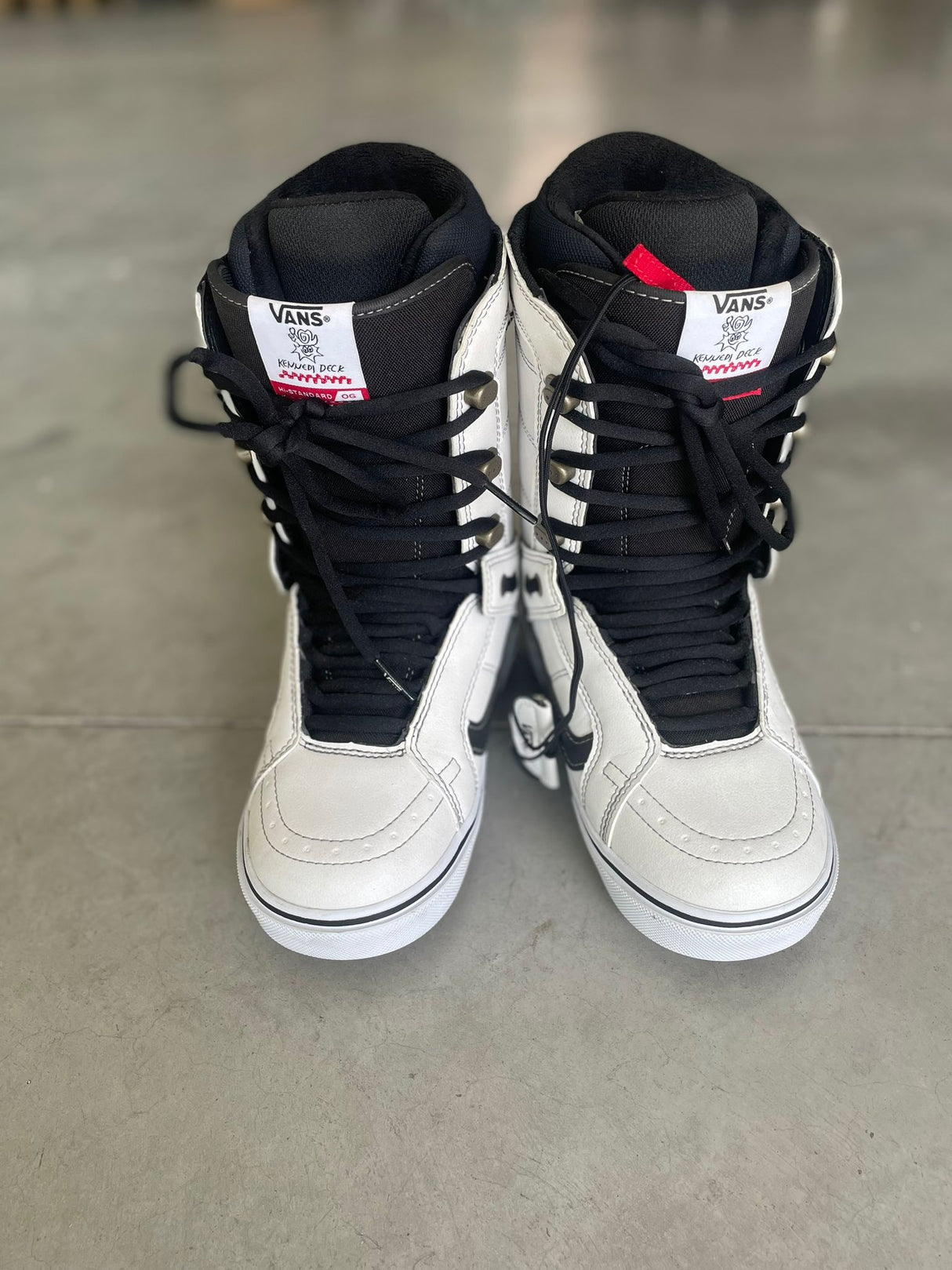 Women's Vans Hi Standard OG - 2nd Hand Snowboard Boots