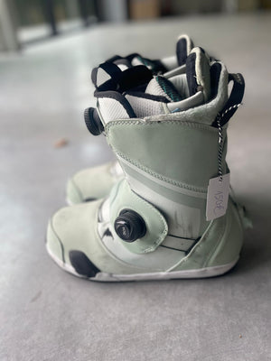 Women's Burton Felix StepON  - 2nd Hand Snowboard Boots