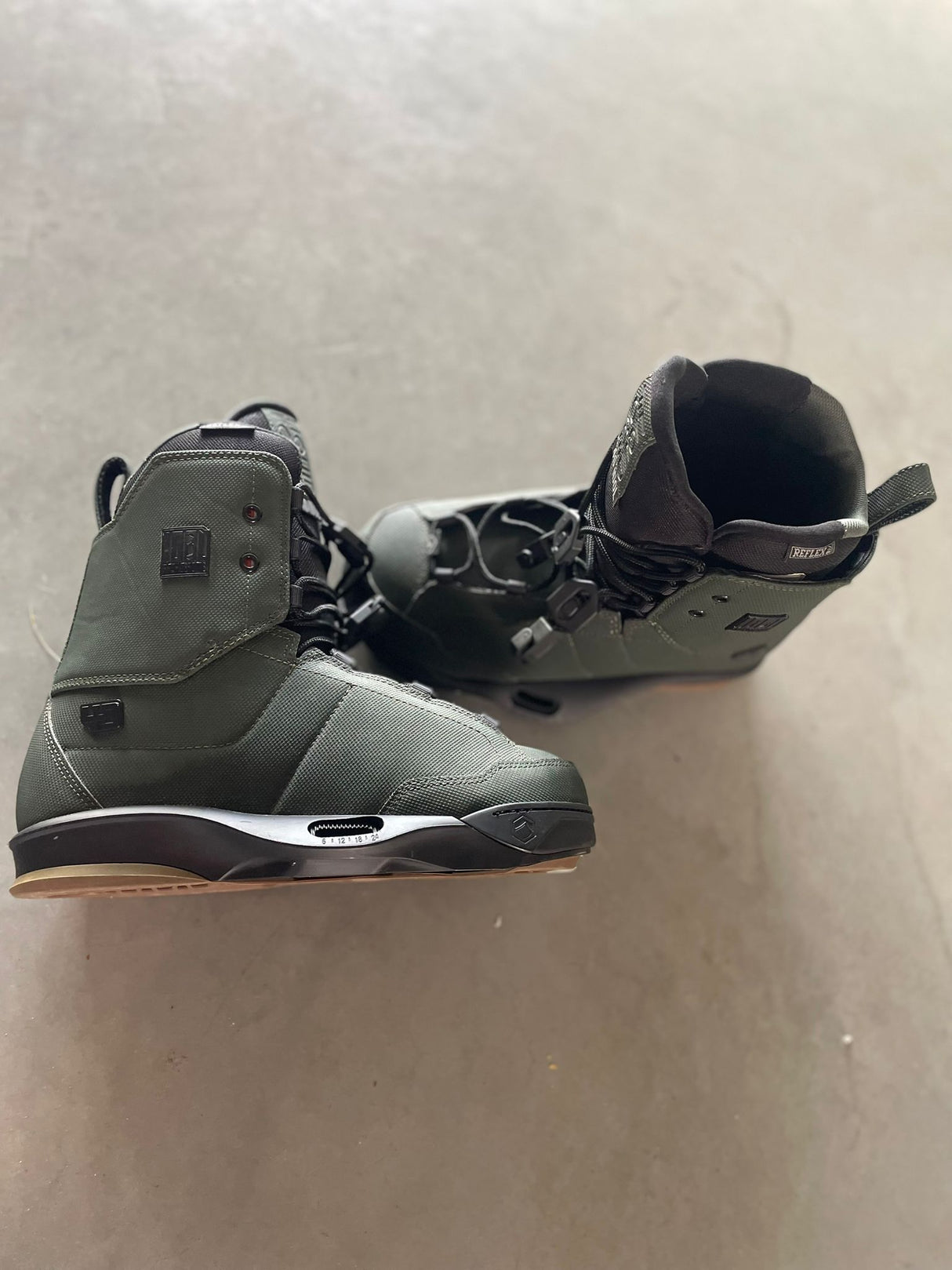 Idol 4D - 2nd Hand Wakeboard Bindings