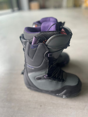 Women's Nitro Cave TLS  - 2nd Hand Snowboard Boots