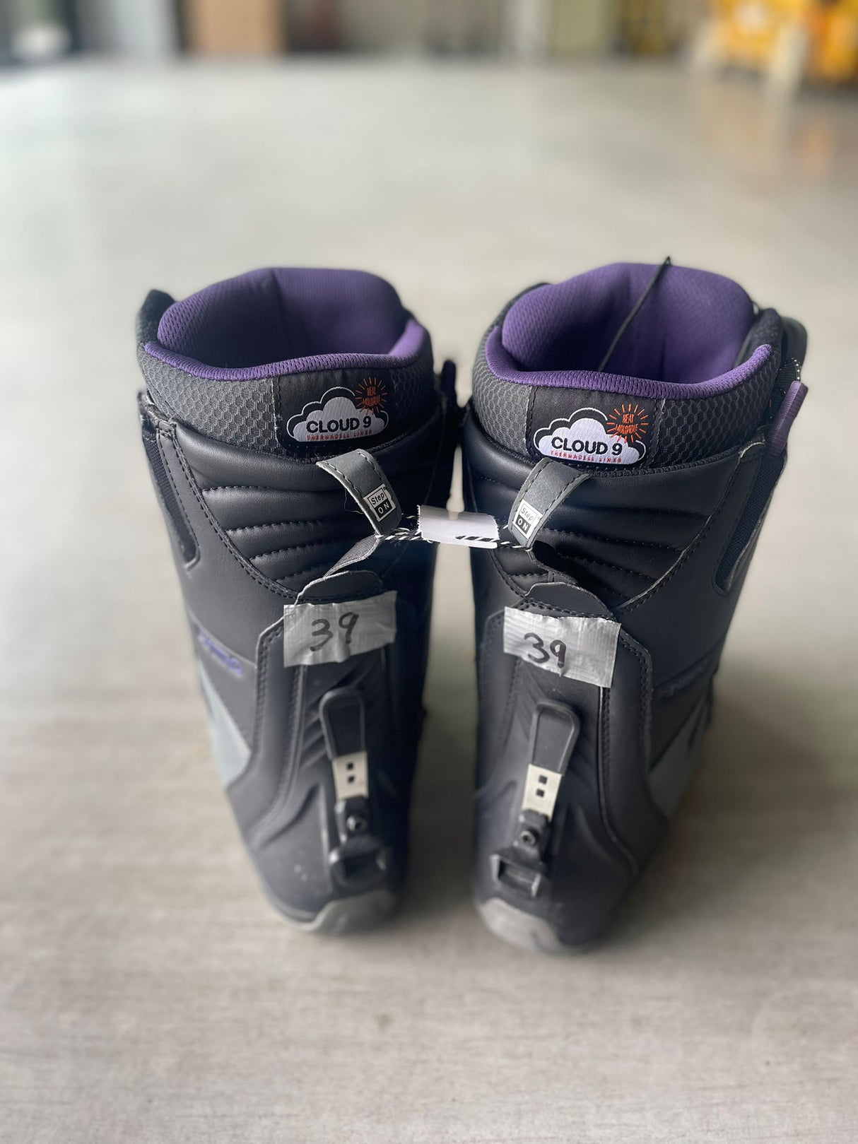 Women's Nitro Cave TLS  - 2nd Hand Snowboard Boots