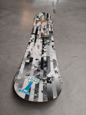 Burton Smalls - 2nd Hand Kids Snowboard