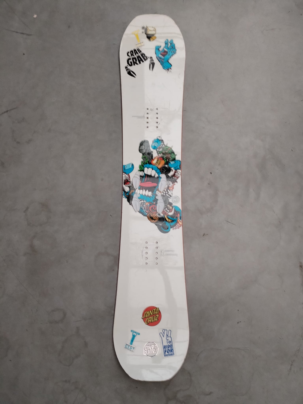 Santa Cruz Pitchgrim Hand - 2nd Hand Kids Snowboard