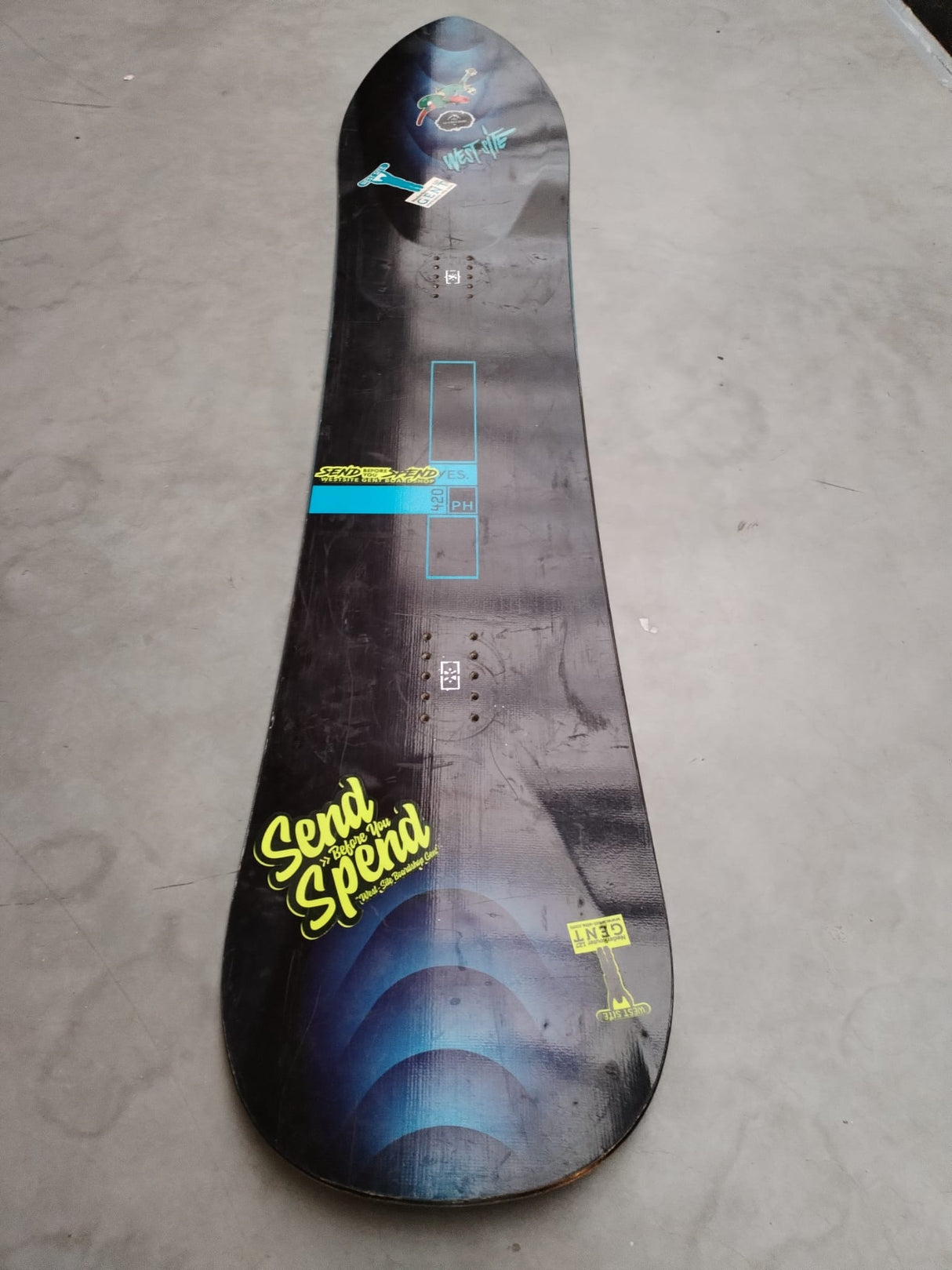 Yes 420 Powder Hull - 2nd Hand Snowboard