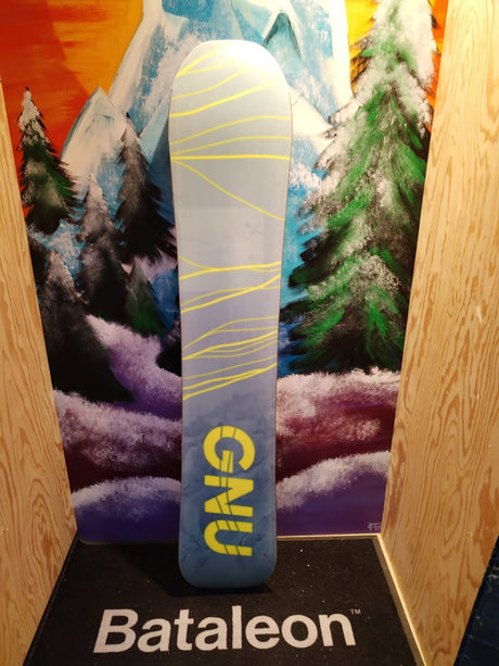 Women's Gnu Frosting 146 - 2nd Hand Snowboard
