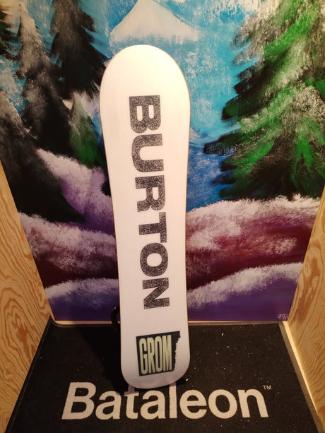 Burton Grom + Bindings - 2nd Hand Snowboad Set