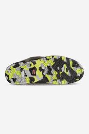 Sabre Globe Shoes