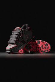 Sabre Globe Shoes