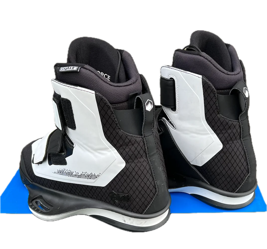 Hook 6X Wakeboard Binding 2025
