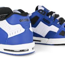 Sabre Globe Shoes